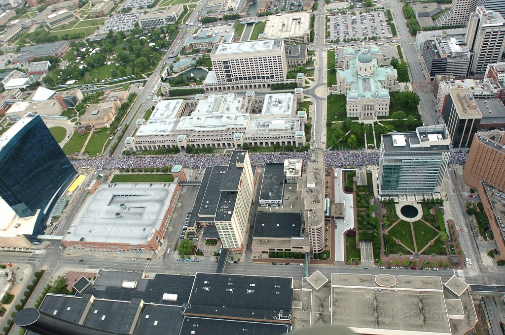 Indy Mini-Marathon 2010 206.jpg